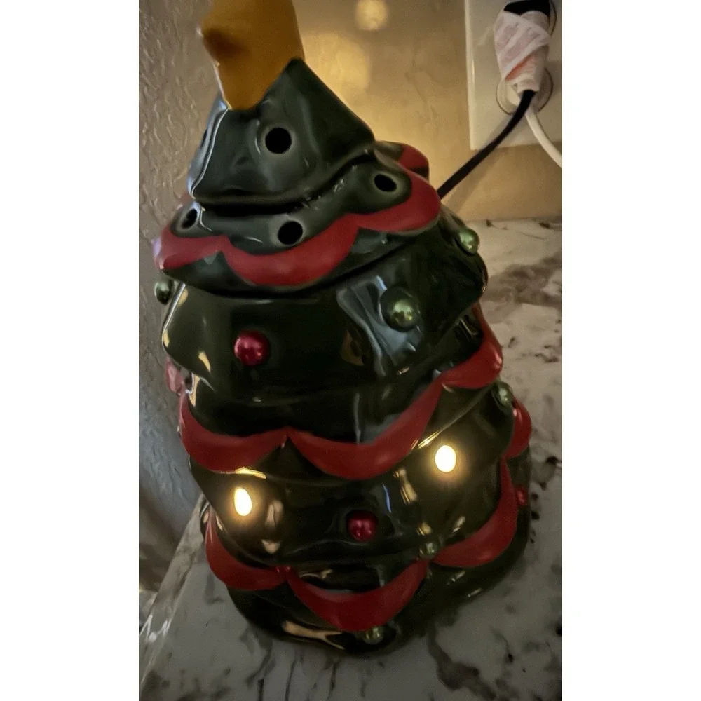 Scentsy Christmas Tree Wax Warmer Holiday Ceramic Full Size w Box Premium 23934‎